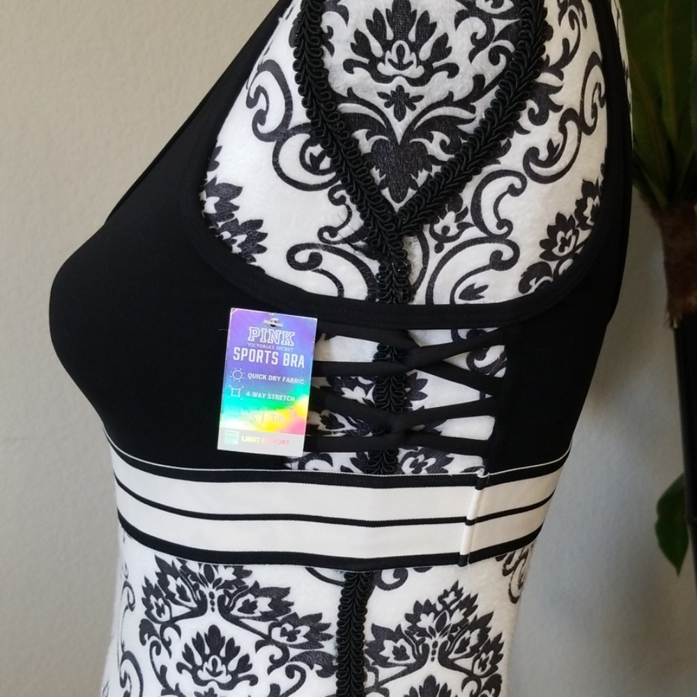 NWT PINK VS SPORTS BRA - Picture 3 of 3